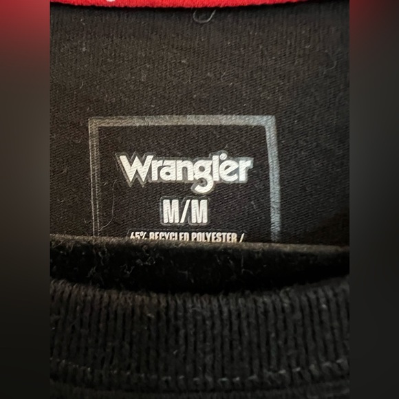 Wrangler pocket long sleeve black tshirt size medium - Picture 3 of 3